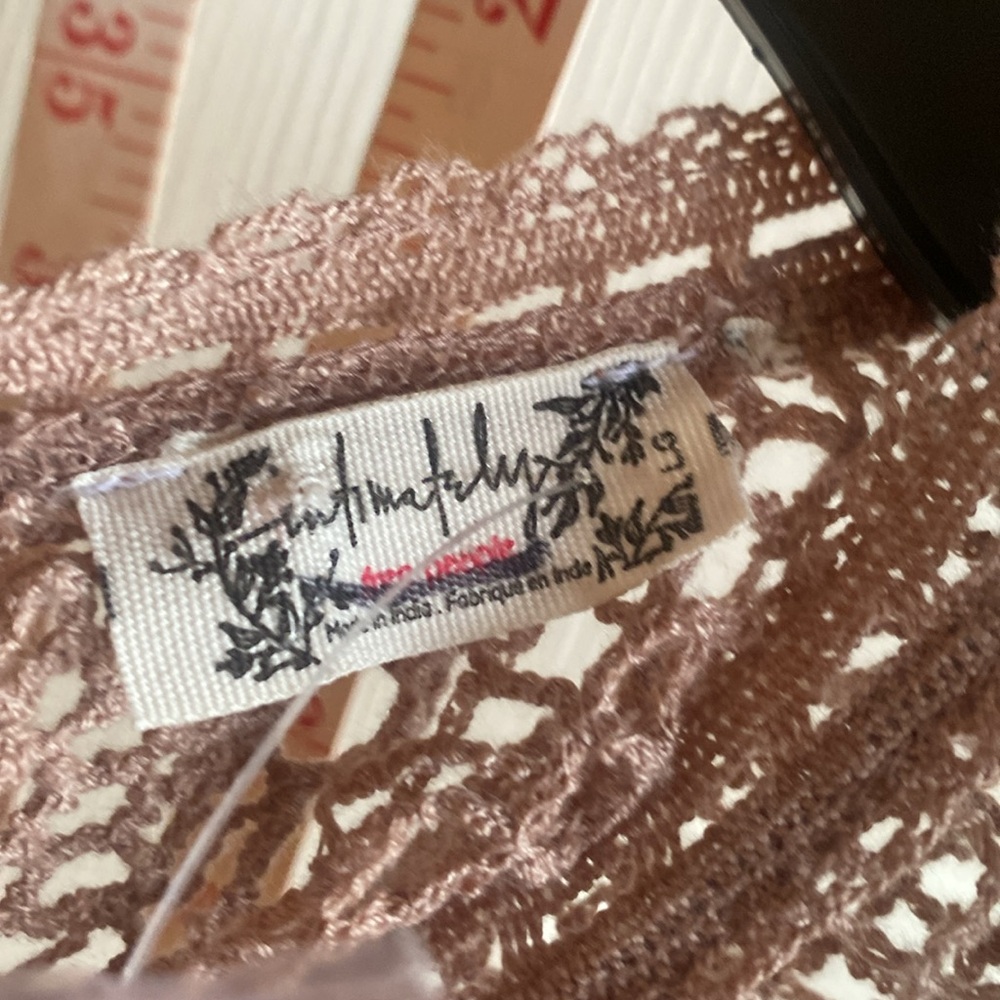 Free People NWT ONLT THE BEST Boho Floral Crochet Bodysuit Size large - Picture 14 of 16